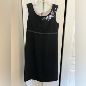 Sleeveless Black Jessica Howard Dress with Purple Floral Detailing